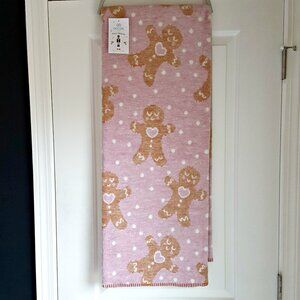 NEW! EXQUISITE Gingerbread HEARTS REVERSIBLE THROW BLANKET